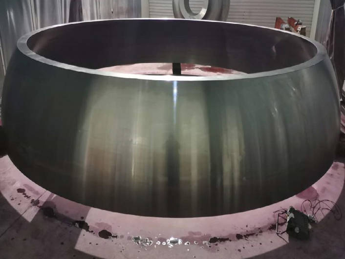 [Image: 巨大的齿轮毛坯环件]